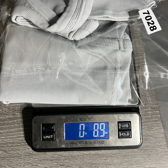 Alo Yogo Tank Top Shirt Womens Large Ribbed Racerback Gray Gym Workout Athletic - Picture 11 of 11